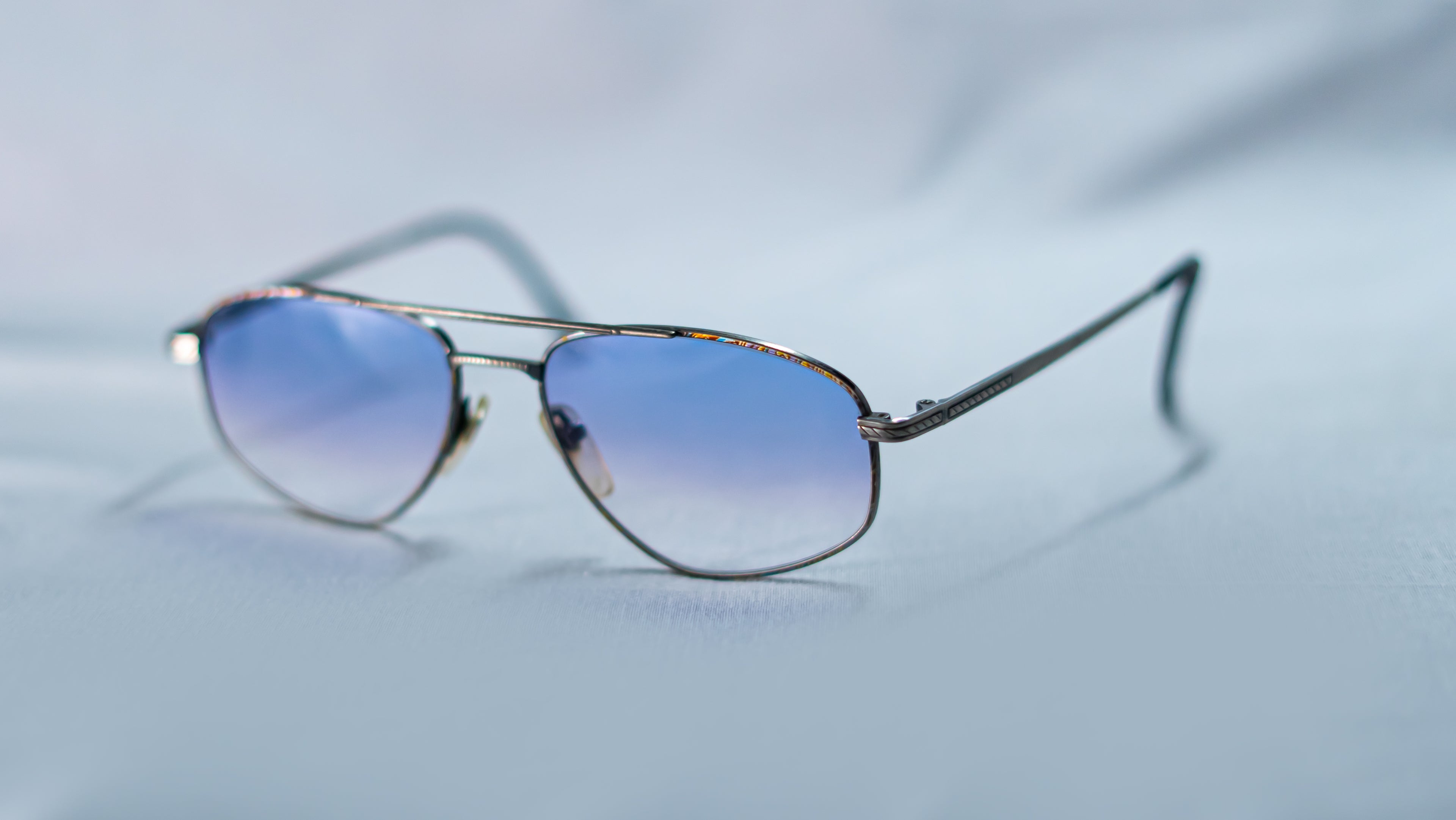 SAINT VINTAGE SUNGLASSES